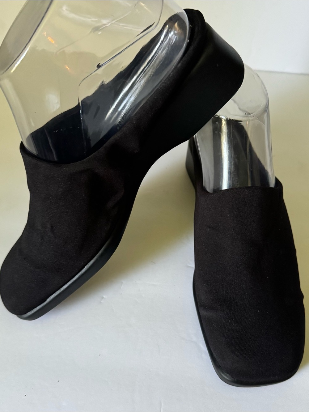 JCP Worthington Women’s 7 Mules Flats Black Slip On Fabric EUC
